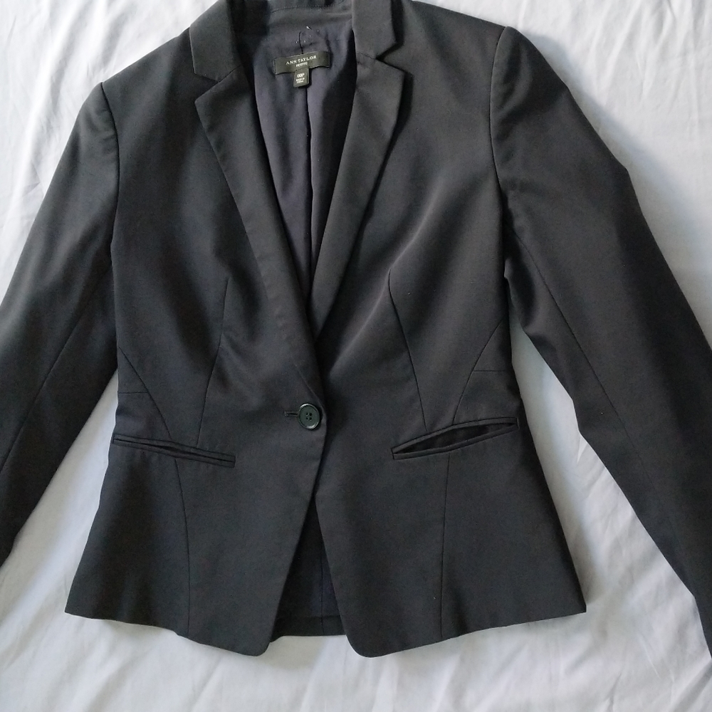Ann Taylor One Button Blazer